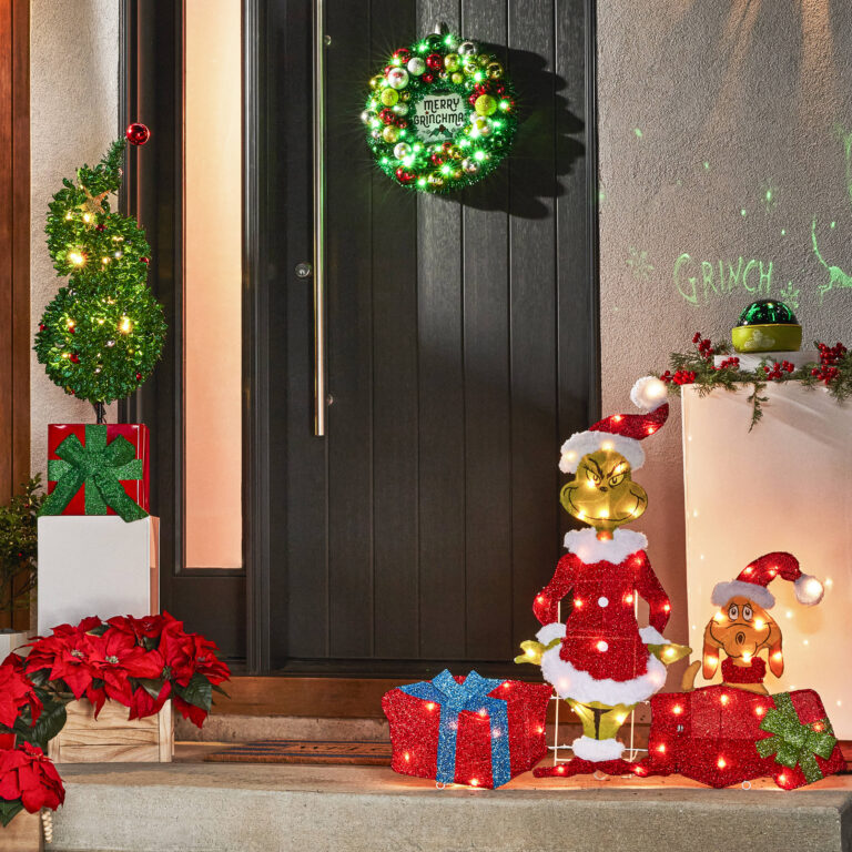 grinch door decoration