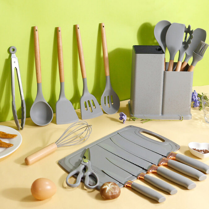 kitchen utensils